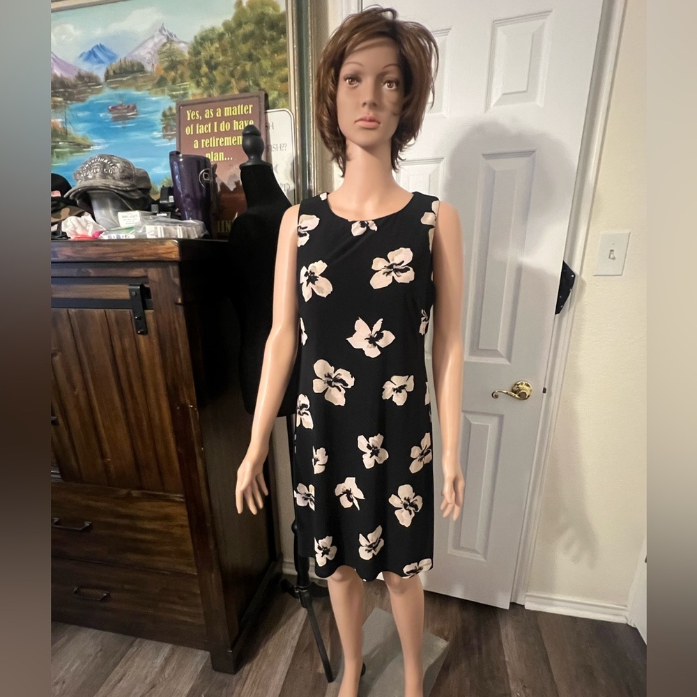 Tommy Hilfiger Black and Cream Floral Mini Dress